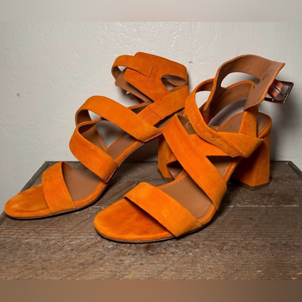 Sarto Franco Orange Suede Heels